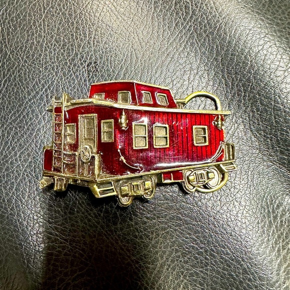 Great American Buckle Other - The Great American Buckle Co. Caboose Train Belt Buckle 1979 J271